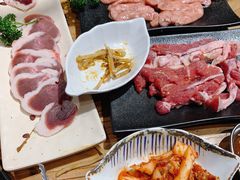 -红沃烤肉(家乐福2部店)