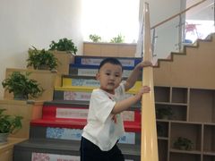 -红黄蓝早教(西海岸旗舰中心)