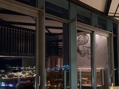 -瑰丽酒店·海吧·天际下午茶·现场DJ·天台酒吧
