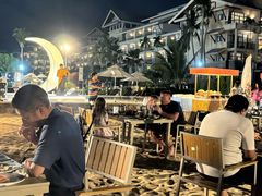 -亚龙湾希尔顿自助餐厅·海鲜·烧烤·沙滩BBQ·现场乐队
