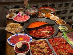 -萍姐火锅·公路夜市(武汉首店)