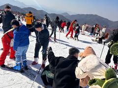 -浙东第一尖雪山欢乐谷