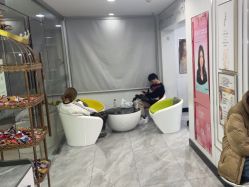 -镁连社·美联社
