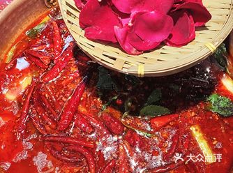 ##0元玩转这座城 最近云南火锅有点火 听说酸酸辣