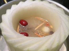 -得意咚瓜·顺德鱼生·冬瓜火锅(深圳首店)