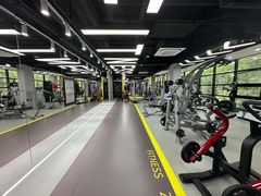 -享受健身·美体塑形馆