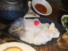 -老牌坊云南鱼豆花火锅(嵩山店)