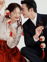 点击看大图 -至臻微拉婚纱摄影