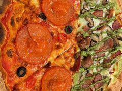 -城市大道红炉披萨烘焙坊