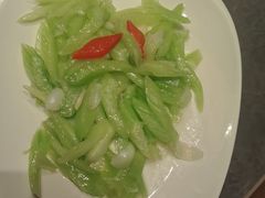-吴越荣记苏州菜·松鼠桂鱼100%活鱼现做(斜塘老街店)