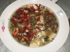 -姚姚酸菜鱼·金戈戈香港豉油鸡(喜荟城联名店)
