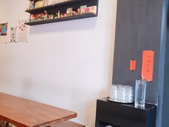 大堂-black rainbow coffee