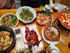 -老滇山寨•云南特色菜•地方菜•民族风情歌舞表演(金碧店)