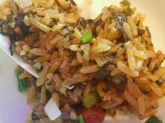-荣誉海鲜酒楼(海湾店)