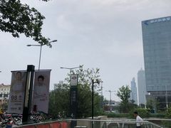 -易生活购物公园