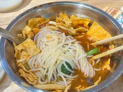 -柳州肥姨妈大骨螺蛳粉(沙河店)