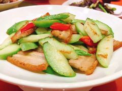 -老船夫婚宴婚庆会馆(延吉路店)