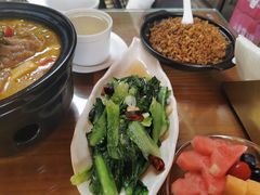 -隔壁老王·家常云南菜(花巷店)