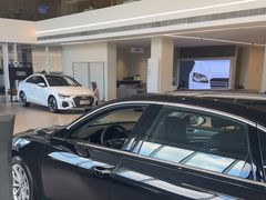 -上海冠松华奥奥迪4S店(张江店)