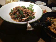 -费大厨辣椒炒肉(万家丽一店)