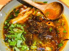-百春原湖南牛肉粉(百联世纪店)