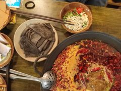 -黄潇洒老火锅(九眼桥宏济巷店)