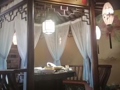 -韵秋荷(宝山龙湖天街店)