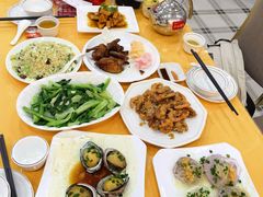 -鹏城人家海鲜酒家·23年老字号(较场尾店)