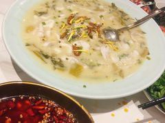 -关里关外·鱼头泡饼(唐冶绿地汇店)