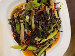 -缘来聚·徽菜名店(黄山宏村店)