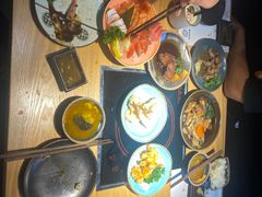 -枝魯枝魯自助料理