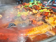 -辣尚瘾·烤鱼·新川菜(交大直营店)
