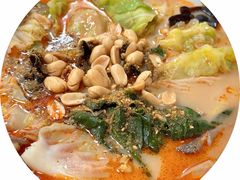 -二钢串叔麻辣烫(华龙大厦店)