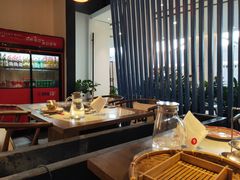 -尚尚仙·酸汤猪手·猪肚鸡火锅(华联万柳购物中心店)