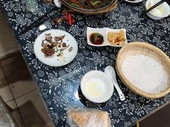 -八两八金·莱芜特色炒鸡(市南漳浦路店)