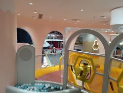 -奈尔宝家庭中心·亲子餐厅(鄞州万达店)