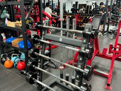 -坚果健身24小时工作室(定西路店)