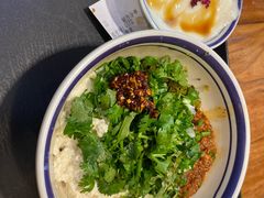 -云阿蛮云南生烫牛肉米线(奉贤路店)