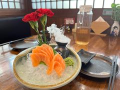 三文鱼刺身-尺山寸水日料(马桥满天星店)