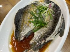 -银峰农庄·特色烧鸡·鲜无花果浸鸡
