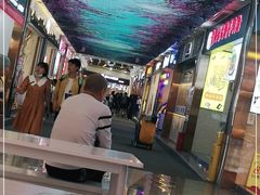 -八一路好吃街(雨田商务大厦店)