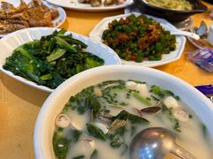 -鹏城人家海鲜酒家·23年老字号(较场尾店)