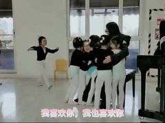 -西安小天鹅艺术团(曲江Alice店)