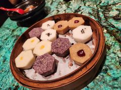 茶人农家小米糕-茶人村·只此江南(西湖总店)
