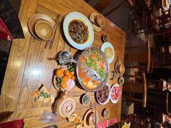 -亮欢寨酸汤鱼(沙冲路店)
