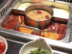 鸳鸯锅-巴奴毛肚火锅(广益哥伦布店)