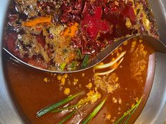 -沸炉重庆老火锅(军事博物馆店)