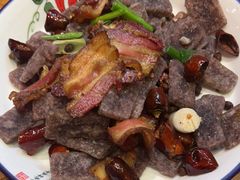 -亮欢寨酸汤鱼(沙冲路店)