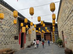 -绳金塔
