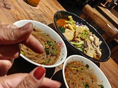 -万记麻辣烫国展总店